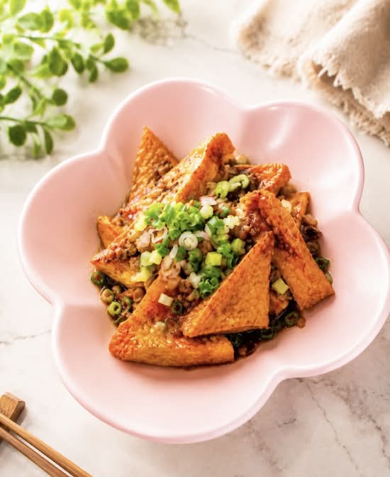 Marinated Tofu with Meat Sauce (滷香豆腐)